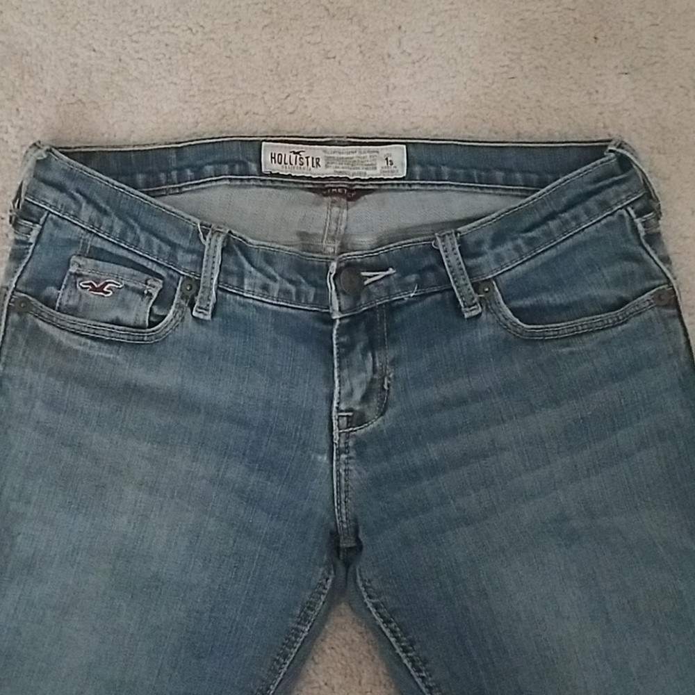 Hollister size 1 short jeans